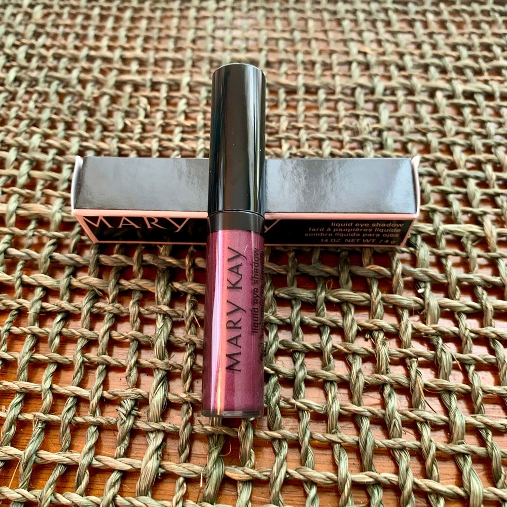 Mary Kay NIP Purple Nova Liquid Eyeshadow Vibrant Shimmer